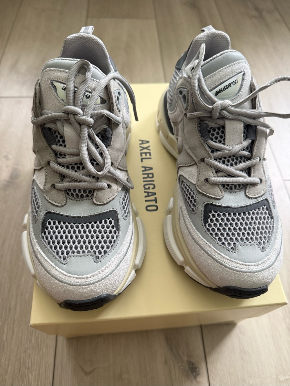 Axel Arigato Sphere Runner Light Grey sneakers. Size 37. New with box
